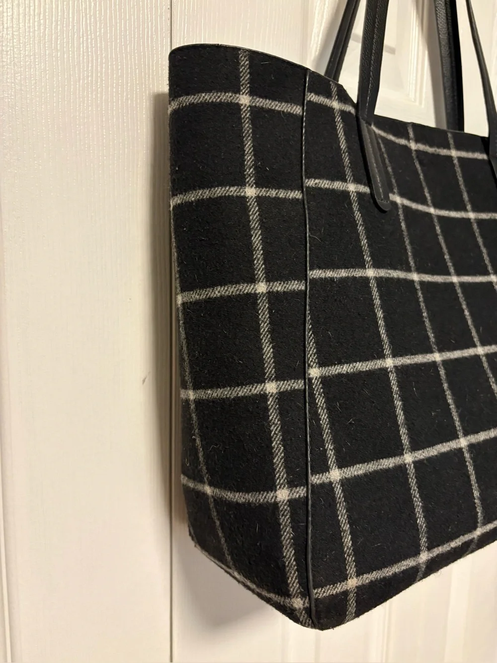 Beautiful Black Plaid Felt Tote Bag